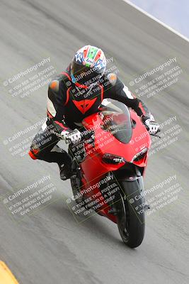 media/Jan-15-2023-SoCal Trackdays (Sun) [[c1237a034a]]/Bowl (1125am)/